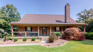 Free download 100 Walter Graham Pl Fairdale KY 40118 video and edit with RedcoolMedia movie maker MovieStudio video editor online and AudioStudio audio editor onlin