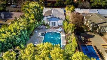 Free download 102 Privada Luisita, Los Gatos, CA video and edit with RedcoolMedia movie maker MovieStudio video editor online and AudioStudio audio editor onlin