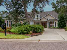 Free download 17 Baywalk Drive, Gulf Shores Alabama 36542 video and edit with RedcoolMedia movie maker MovieStudio video editor online and AudioStudio audio editor onlin