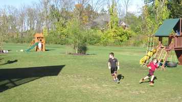Free download 2014-10-11 Backyard Football video and edit with RedcoolMedia movie maker MovieStudio video editor online and AudioStudio audio editor onlin