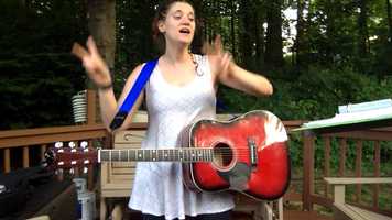 Free download 2020 VVBS Thursday music video and edit with RedcoolMedia movie maker MovieStudio video editor online and AudioStudio audio editor onlin