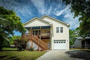 Free download 215 NE 35th St. Oak Island Listing Agent Hank Troscianiec video and edit with RedcoolMedia movie maker MovieStudio video editor online and AudioStudio audio editor onlin