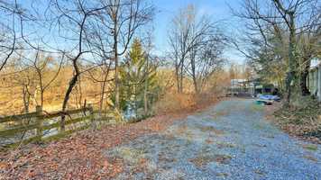 Free download 2274 Quarry Rd, Lebanon, PA video and edit with RedcoolMedia movie maker MovieStudio video editor online and AudioStudio audio editor onlin