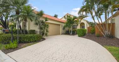Free download 2519 La Cristal Circle | Palm Beach Gardens, FL | Presented by Adam Fatigate video and edit with RedcoolMedia movie maker MovieStudio video editor online and AudioStudio audio editor onlin