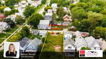 Free download 2625 W 5th St Duluth, MN 55806 video and edit with RedcoolMedia movie maker MovieStudio video editor online and AudioStudio audio editor onlin