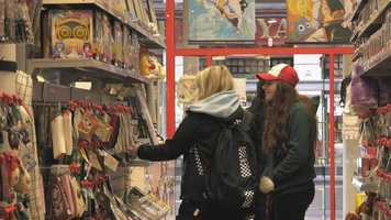 Free download 3MW 18 - Comfort In Comics video and edit with RedcoolMedia movie maker MovieStudio video editor online and AudioStudio audio editor onlin