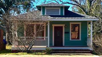 Free download 610 S 6th St, Wilmington, NC 28401 video and edit with RedcoolMedia movie maker MovieStudio video editor online and AudioStudio audio editor onlin