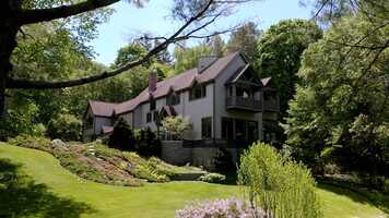 Free download 7 Northedge Road, Hamilton, MA video and edit with RedcoolMedia movie maker MovieStudio video editor online and AudioStudio audio editor onlin