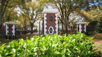 Free download 9249 Bentley Park Cir, Orlando, FL 32819 video and edit with RedcoolMedia movie maker MovieStudio video editor online and AudioStudio audio editor onlin