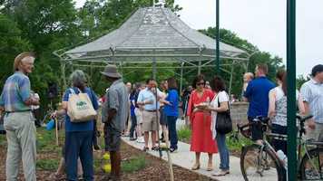 Free download Action Greensboro Downtown Greenway Context video and edit with RedcoolMedia movie maker MovieStudio video editor online and AudioStudio audio editor onlin