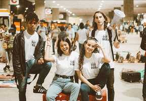 Free download ARENA OUTBOX - FASHION MOVIE video and edit with RedcoolMedia movie maker MovieStudio video editor online and AudioStudio audio editor onlin