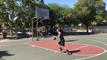 Free download Basketball Video 720p.mov video and edit with RedcoolMedia movie maker MovieStudio video editor online and AudioStudio audio editor onlin