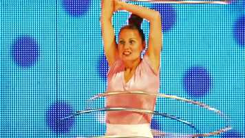 Free download Becky Hoops. Cirque Eloize-2017 video and edit with RedcoolMedia movie maker MovieStudio video editor online and AudioStudio audio editor onlin