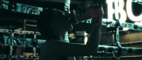 Free download BOX KAPCEL video and edit with RedcoolMedia movie maker MovieStudio video editor online and AudioStudio audio editor onlin