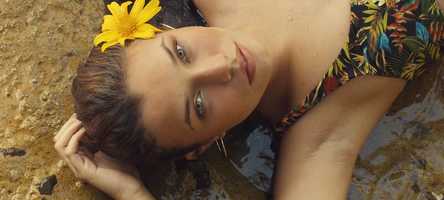 Free download Bromelia Swimwear - FashionFilm 2020 (directors cut) video and edit with RedcoolMedia movie maker MovieStudio video editor online and AudioStudio audio editor onlin