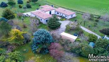 Free download CASTELNAUDARY - MAISON A VENDRE - 779 000  - 276 m - 10 pices video and edit with RedcoolMedia movie maker MovieStudio video editor online and AudioStudio audio editor onlin