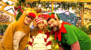Free download CBeebies Christmas trailer 2019 video and edit with RedcoolMedia movie maker MovieStudio video editor online and AudioStudio audio editor onlin