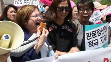 Free download Celebrating Womens Movements Around the World video and edit with RedcoolMedia movie maker MovieStudio video editor online and AudioStudio audio editor onlin