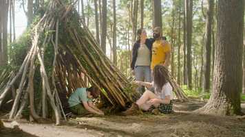 Free download Center Parcs sponsorship ident  BBQ video and edit with RedcoolMedia movie maker MovieStudio video editor online and AudioStudio audio editor onlin