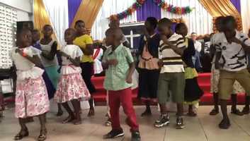 Free download Children singing at First UMC video and edit with RedcoolMedia movie maker MovieStudio video editor online and AudioStudio audio editor onlin