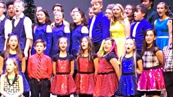 Free download Christmas Girls and Boys video and edit with RedcoolMedia movie maker MovieStudio video editor online and AudioStudio audio editor onlin