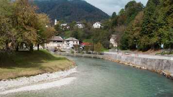 Free download Chroniques des Journes europennes du patrimoine - Gorgie, Angleterre et Slovnie.mp4 video and edit with RedcoolMedia movie maker MovieStudio video editor online and AudioStudio audio editor onlin