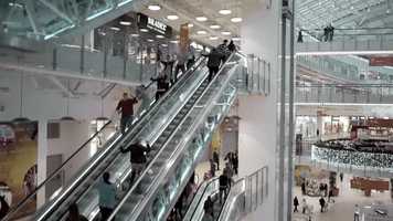 Free download Comuvia - Music video and edit with RedcoolMedia movie maker MovieStudio video editor online and AudioStudio audio editor onlin