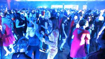 Free download Conga Film 1 video and edit with RedcoolMedia movie maker MovieStudio video editor online and AudioStudio audio editor onlin