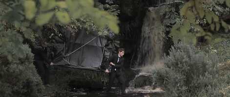 Free download Crooked Frames Trailer video and edit with RedcoolMedia movie maker MovieStudio video editor online and AudioStudio audio editor onlin