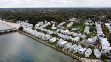 Free download Crystal Beach video and edit with RedcoolMedia movie maker MovieStudio video editor online and AudioStudio audio editor onlin