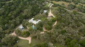 Free download Darden Hill Road ~ Minutes To Austin, TX video and edit with RedcoolMedia movie maker MovieStudio video editor online and AudioStudio audio editor onlin