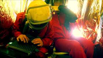 Free download Die vergessenen Kinder von Ladon Valles_Kapitel 14 von 14_Reise in bessere Zeiten video and edit with RedcoolMedia movie maker MovieStudio video editor online and AudioStudio audio editor onlin