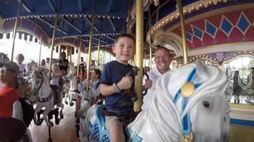 Free download Disney Trip 2019 video and edit with RedcoolMedia movie maker MovieStudio video editor online and AudioStudio audio editor onlin