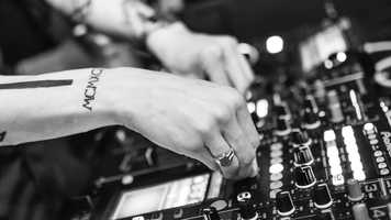 Free download Elizabeth Young Voice Over Demo Reel video and edit with RedcoolMedia movie maker MovieStudio video editor online and AudioStudio audio editor onlin