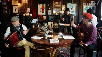 Free download Elskie  Gezelscki - Lief klein café video and edit with RedcoolMedia movie maker MovieStudio video editor online and AudioStudio audio editor onlin