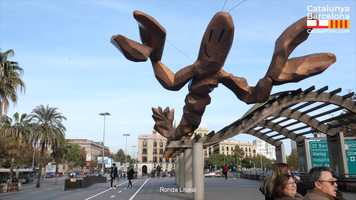 Free download Estàtues de Barcelona (amb música) Part 3 video and edit with RedcoolMedia movie maker MovieStudio video editor online and AudioStudio audio editor onlin