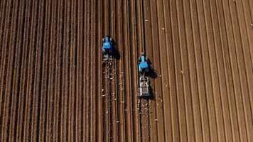 Free download Farmers working hard at Wick Farm video and edit with RedcoolMedia movie maker MovieStudio video editor online and AudioStudio audio editor onlin