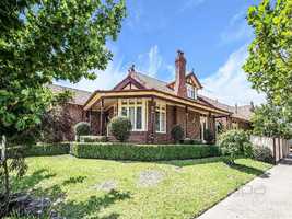 Free download For Sale 25 Plenty Close TAYLORS LAKES - Italian video and edit with RedcoolMedia movie maker MovieStudio video editor online and AudioStudio audio editor onlin