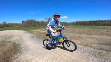 Free download Fun at the Pump Park video and edit with RedcoolMedia movie maker MovieStudio video editor online and AudioStudio audio editor onlin