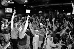 Free download FUN Forward! video and edit with RedcoolMedia movie maker MovieStudio video editor online and AudioStudio audio editor onlin