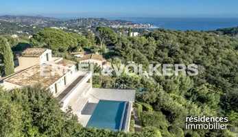 Free download GRIMAUD - MAISON A VENDRE - 5 800 000  - 355 m - 7 pice(s) video and edit with RedcoolMedia movie maker MovieStudio video editor online and AudioStudio audio editor onlin