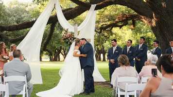 Free download Hannah + Kendall Trailer video and edit with RedcoolMedia movie maker MovieStudio video editor online and AudioStudio audio editor onlin