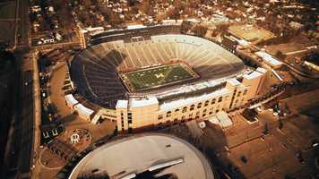 Free download Helicopter ride over Ann Arbor video and edit with RedcoolMedia movie maker MovieStudio video editor online and AudioStudio audio editor onlin