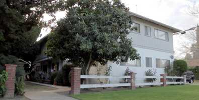 Free download Howards Hot Roommate Episode 1 video and edit with RedcoolMedia movie maker MovieStudio video editor online and AudioStudio audio editor onlin