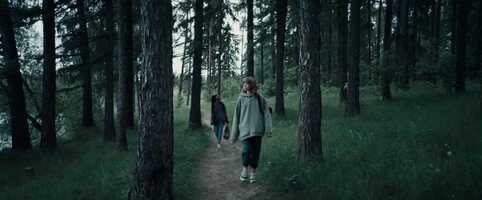 Free download HUNTER video and edit with RedcoolMedia movie maker MovieStudio video editor online and AudioStudio audio editor onlin