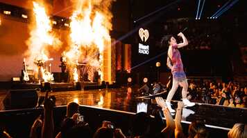 Free download iHeart Radio Music Festival x Crowdsync video and edit with RedcoolMedia movie maker MovieStudio video editor online and AudioStudio audio editor onlin