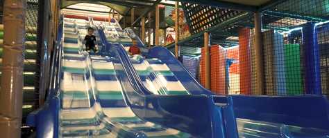 Free download Kangas Come for Party, Come for Play video and edit with RedcoolMedia movie maker MovieStudio video editor online and AudioStudio audio editor onlin