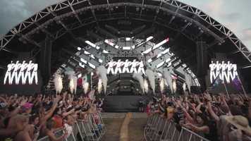 Free download Kaskade Sunset Music Festival video and edit with RedcoolMedia movie maker MovieStudio video editor online and AudioStudio audio editor onlin