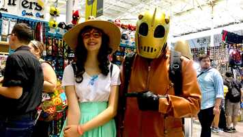 Free download Ken Kingdon: Comic Con Dad video and edit with RedcoolMedia movie maker MovieStudio video editor online and AudioStudio audio editor onlin