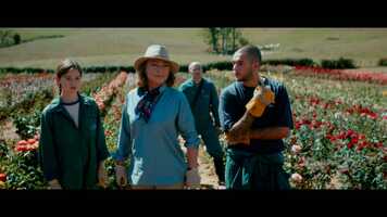 Free download LA FINE FLEUR - Bande-annonce video and edit with RedcoolMedia movie maker MovieStudio video editor online and AudioStudio audio editor onlin